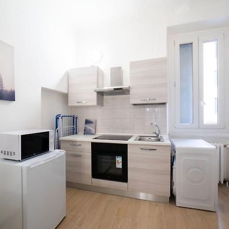 Apartment 4 Stops From The City Center Milan Extérieur photo
